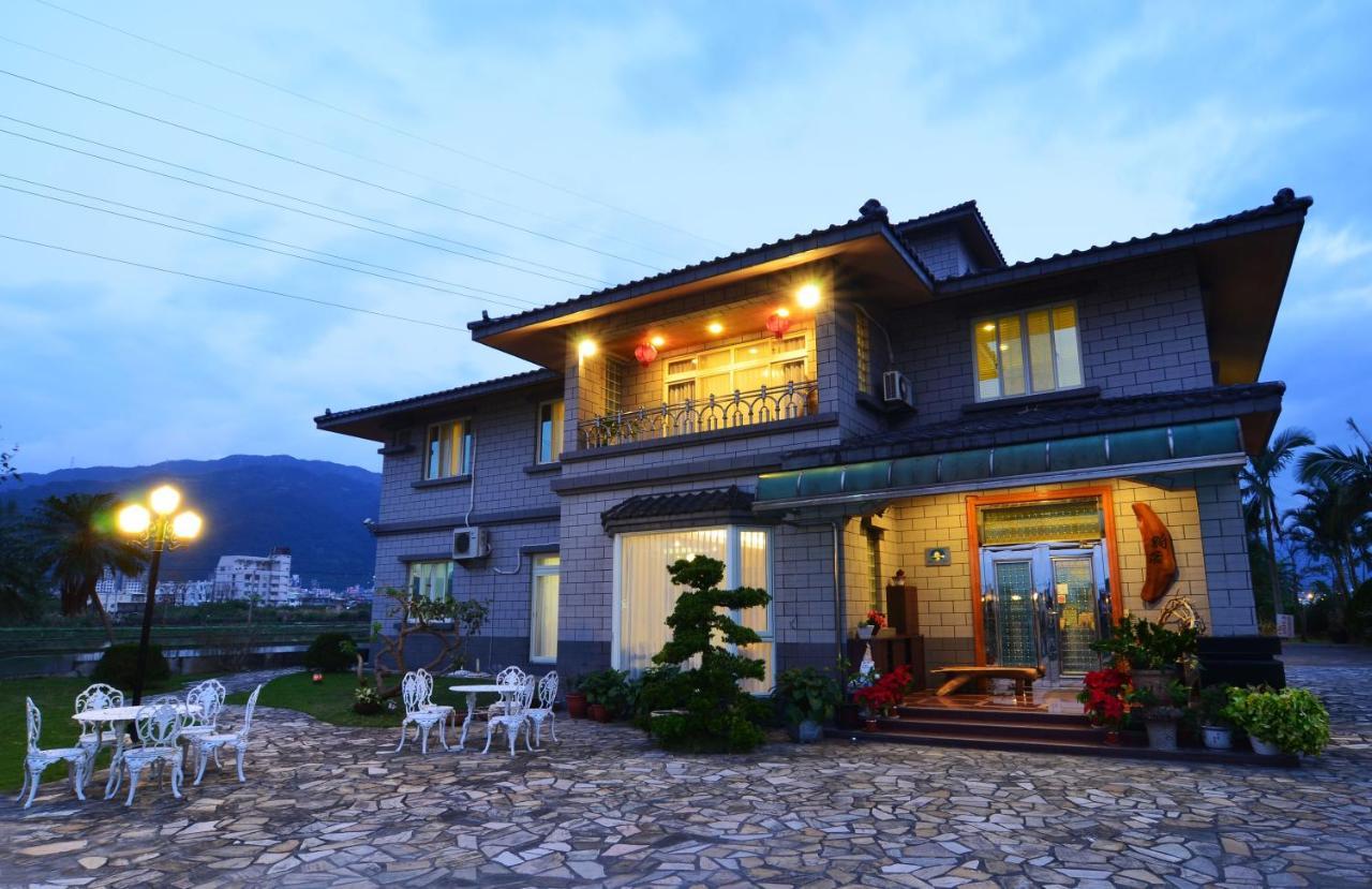 Bed and Breakfast Yunju House Jiaoxi Exterior foto